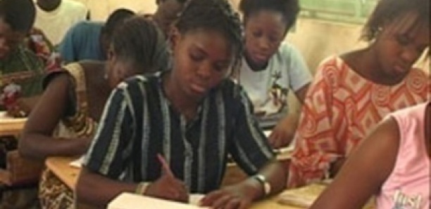 SENEGAL-EDUCATION / Kolda : la bibliothèque de l’Association  »Banouna-Ba », un endroit très fréquenté par les élèves