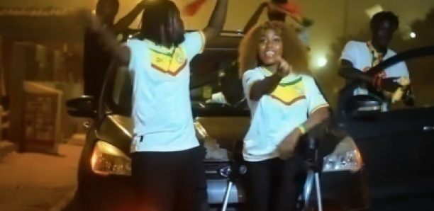 (Clip officiel) – Oumy, la femme de Boss chante les lions du Sénégal.