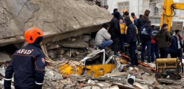 SÉISME EN TURQUIE : LES QUATRE SÉNÉGALAIS VIVANT DANS LES VILLES TURQUES HORS DE DANGER (AMBASSADEUR)