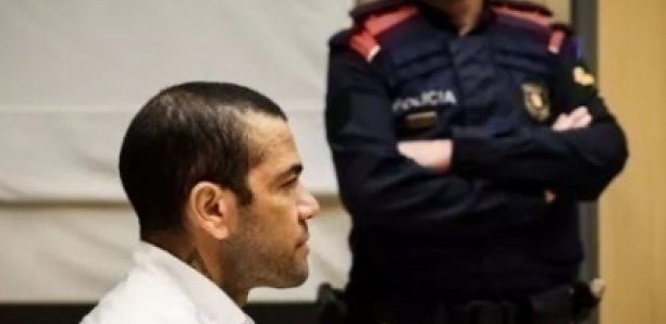 L'ex-star du Barça Dani Alves condamné à 4 ans et demi de prison pour viol