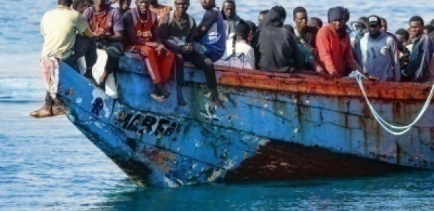 Encore des migrants morts aux larges des côtes espagnoles mitoyennes de d’Afrique