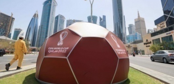 Qatar: les agents de sécurité soumis à du «travail forcé», selon Amnesty International