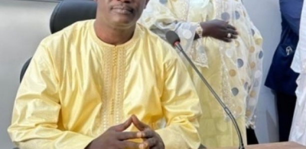 Affaire ONAS : Cheikh Dieng et sa grosse pile de documents