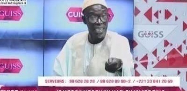 Attrapé par la VAR, Père Ngoné se fâche contre Mamadou Mbaye de la 2stv : ” Qu’il publie la vidéo de son père Bécaye…”