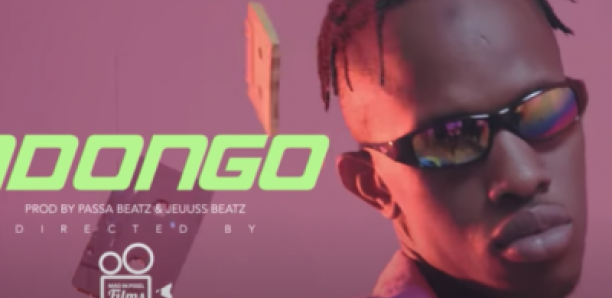 Clip officiel : Samba Peuzzi ressuscite Ndongo Lô et flingue ses détracteurs