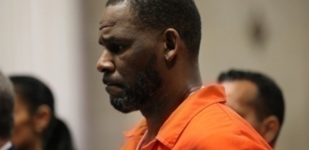 États-Unis : le chanteur R. Kelly reconnu coupable de crimes sexuels