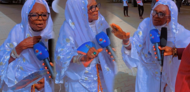 TIVAOUANE Mére Binta faye chante de nouveau Serigne moustapha Sy