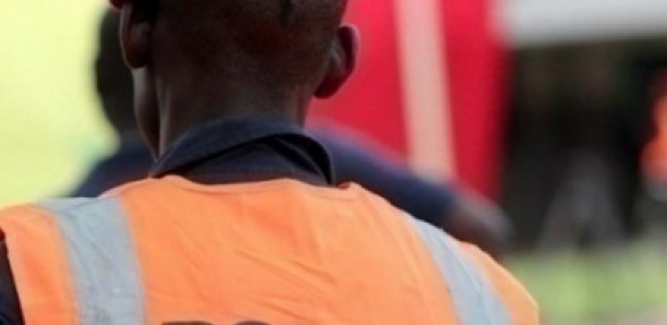 Des policiers extorquent 3 millions à un commerçant