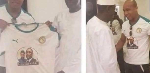 Quand El Hadji Diouf utilise le maillot national comme support politique pour soutenir Mamour Diallo