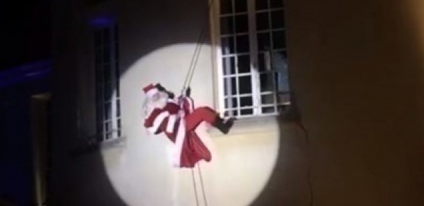 France : un père Noël chute de la façade d’une mairie devant des enfants