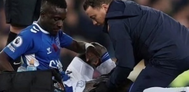 Premier League : Gana Guèye sort sur blessure