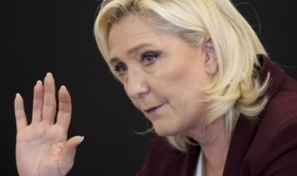 Madame Le Pen, Vous N’êtes Pas La Bienvenue