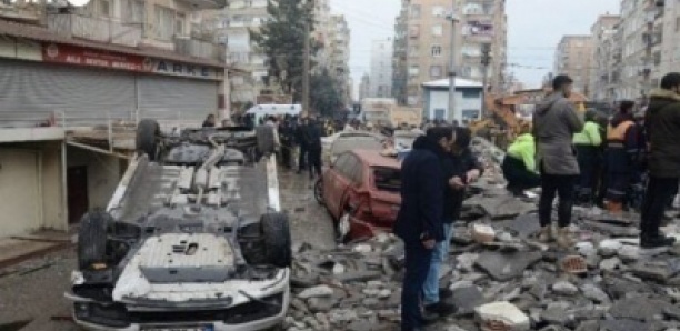 Le bilan monte à plus de 1000 morts, les images effroyables du séisme en Turquie et Syrie