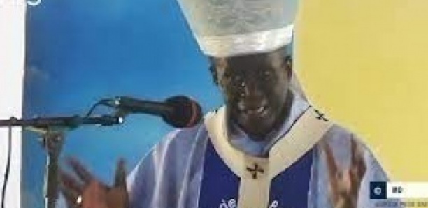 L’ Archevêque de Dakar, Monseigneur Benjamin Ndiaye contre le report de la présidentielle (video)