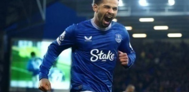 Iliman Ndiaye, l’artiste des Toffees régale en Premier League !