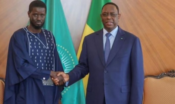 Rencontre Entre Macky Sall Et Bassirou Diomaye Diakhar Faye Au Palais Présidentiel