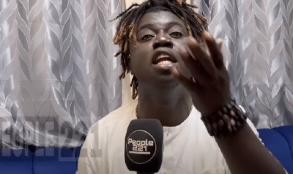 (vidéo)- Pawlish Sur Le Clip De Wally : « Mogui Doga Way…liko Métiwone Lepp Si Adouna Wakh Nako »