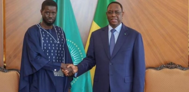 Rencontre entre Macky Sall et Bassirou Diomaye Diakhar Faye au palais présidentiel