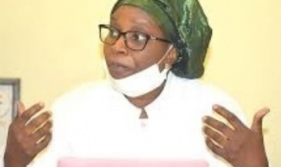 Pr Fatou Samba Diogo Ndiaye : Cinq Choses à Savoir Sur La Femme Qui A Réussi La Première Greffe De Moelle Osseuse Au Sénégal