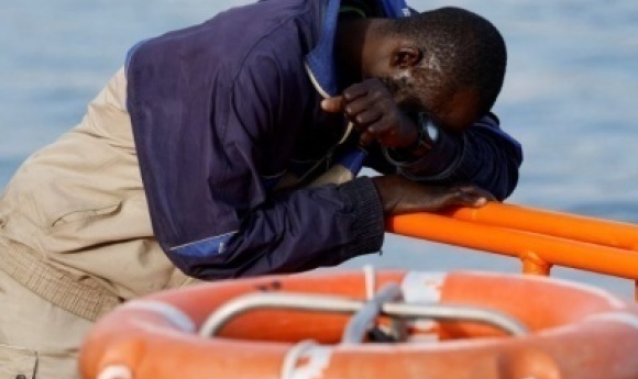 Une Cinquantaine De Migrants Disparus Dans Un Naufrage Au Large Des Canaries Partance Sénégal-mbour