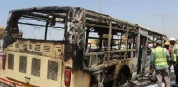 De nouveaux bus de Dakar Dem Dikk vandalisés : La direction parle de «sabotage»
