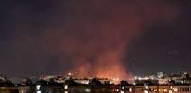 Syrie: fortes détonations entendues à Damas (AFP)