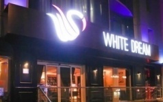 « White Dream » Ou Rêve Noir ? Le Business Trouble D’un Night-club Des Almadies éclaboussé Par La Cocaïne