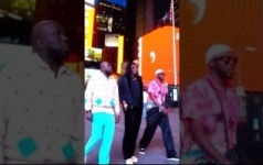 Sa Convocation Annoncée, Wally Seck Défile Dans Les Rues New Yorkaises