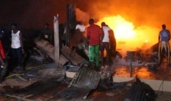 Incendie à La Gare Routière De Thiès : Des Pertes Estimées à Plus De 20 Millions Fcfa