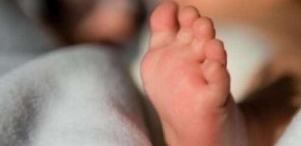 «L’enfant était entre ses jambes…» : la veuve accusée d’avoir tué son bébé, sa mère rejoue le film de l’accouchement surprise