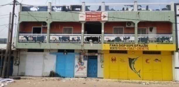 SACCAGE DES LOCAUX DE RFM MBACKE : UN SOUTIEN DE SONKO ARRÊTÉ