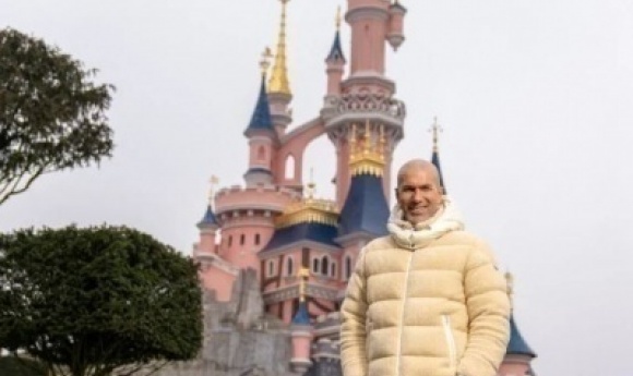 La Luxueuse Maison De Zinedine Zidane à Madrid Fait Plus De 1000m2, Les Nombreux Atouts Qui Lui Permettent De Se Démarquer