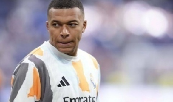 Real Madrid: à L'isolement, Fièvre, Perte D'appétit… Le Calvaire De Kylian Mbappé, Affaibli Par Une 