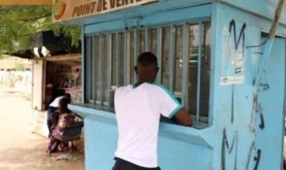 Mbour : L’étudiant Vole 370 000 F Cfa, Mise Et Perd Tout Au Pari-foot Et Se Rend à La Police Pour Invoquer La...