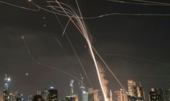 Guerre Avec L’iran : Des Sénégalais D’israël Racontent Leur Quotidien Sous Les Missiles Iraniens