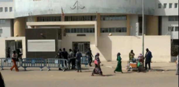 Achat de granulat au Maroc: un frère de l’international Pape Alioune Ndiaye perd 47 millions Fcfa