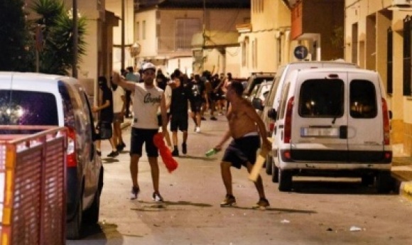 Espagne : Plus D'une Dizaine D'arrestations Après Les Violences Anti-immigrés De Torre Pacheco