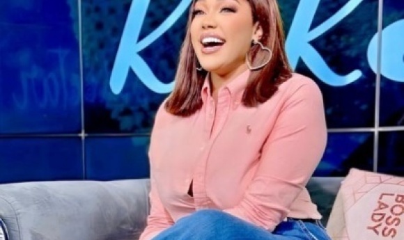« Kakatar » : Ya Awa Signe Son Grand Retour Sur La Tfm Et Séduit Les Téléspectateurs