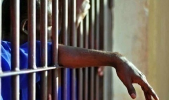 Camp Pénal : Un Détenu Gérait Un Trafic De Chanvre Entre Thiès, Dakar, Pikine Et Sa Cellule