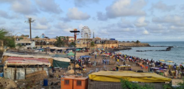 Plage de la Cour de cassation : trois « Homosexuels » surpris en pleins attouchements, la foule tente un lynchage