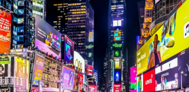 Un adolescent ouvre le feu et blesse trois personnes à Times Square à New York