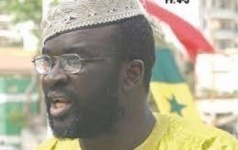 Cissé Lo Réapparaît…lâche Macky Sall Et Soutient Idy
