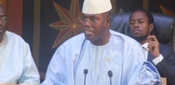 Abdou Mbacké Bara Dolly : « Certains ministres corrompent les députés en venant à l’Assemblée »