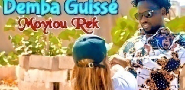 (Clip officiel) – Demba Guissé émerveille ses fans avec « Moytou Rek ».